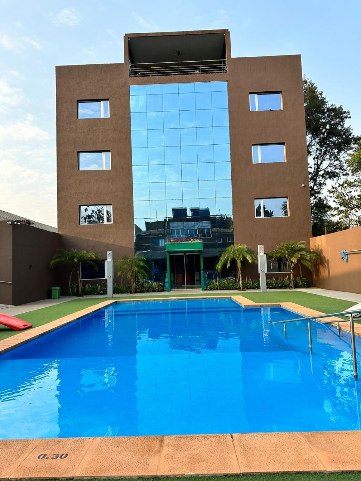 Hotel Boutique Genova Puerto Iguazú Exterior foto